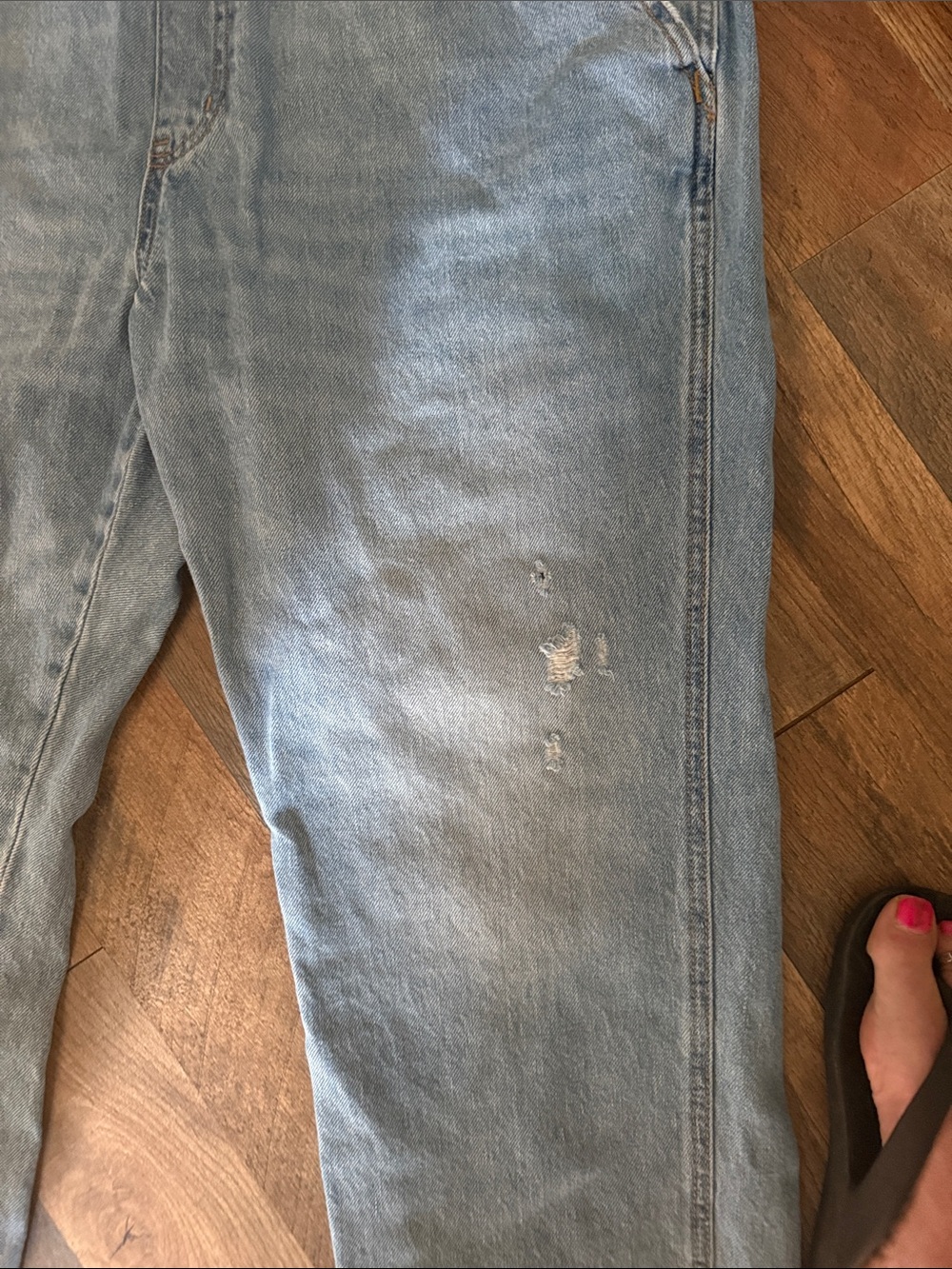 Old navy distressed overalls - Picture 5 of 6
